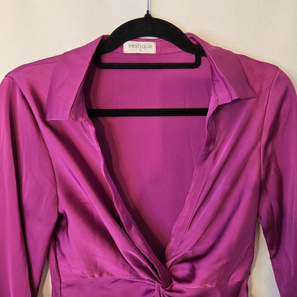 Vestique Women's Size S button down deep-V, silky L/Sl midi shirt  dress - Picture 3 of 8